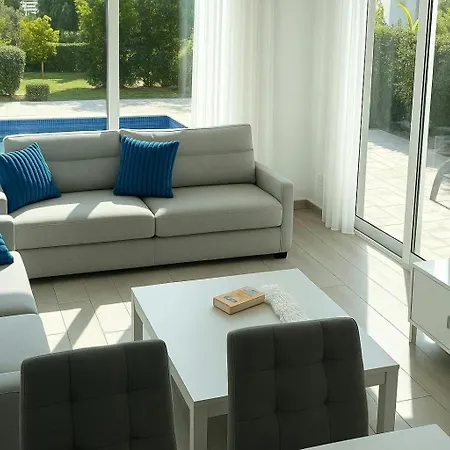 Too Coool Milos Lifestyle * Protaras