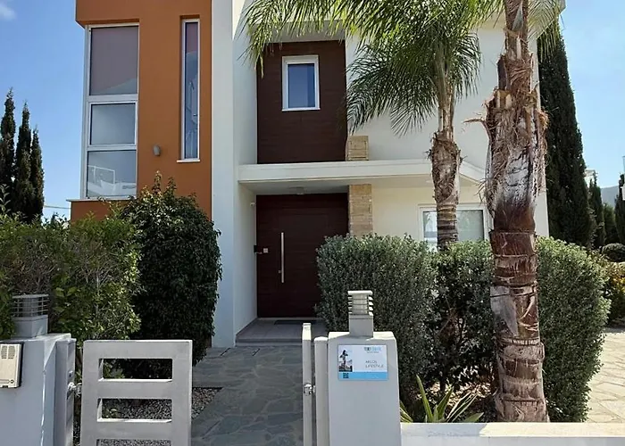 Too Coool Milos Lifestyle Villa